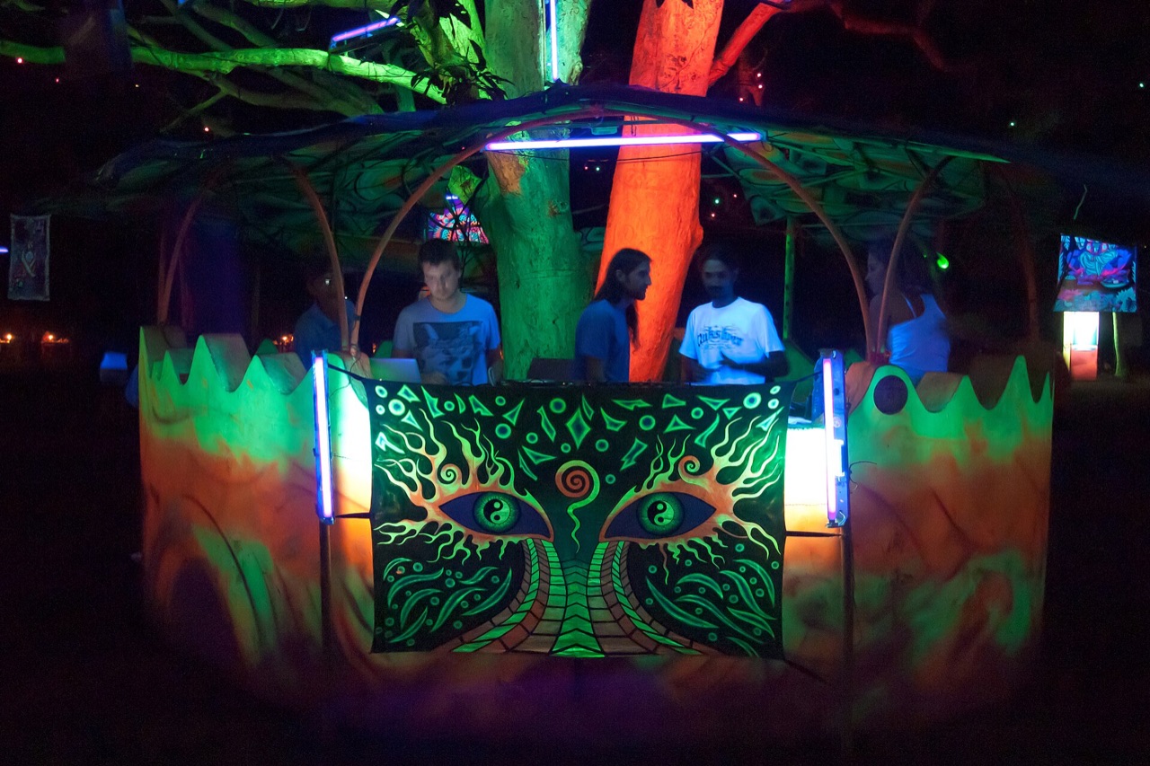 Photograph of a Goa trance party at Vagator, India